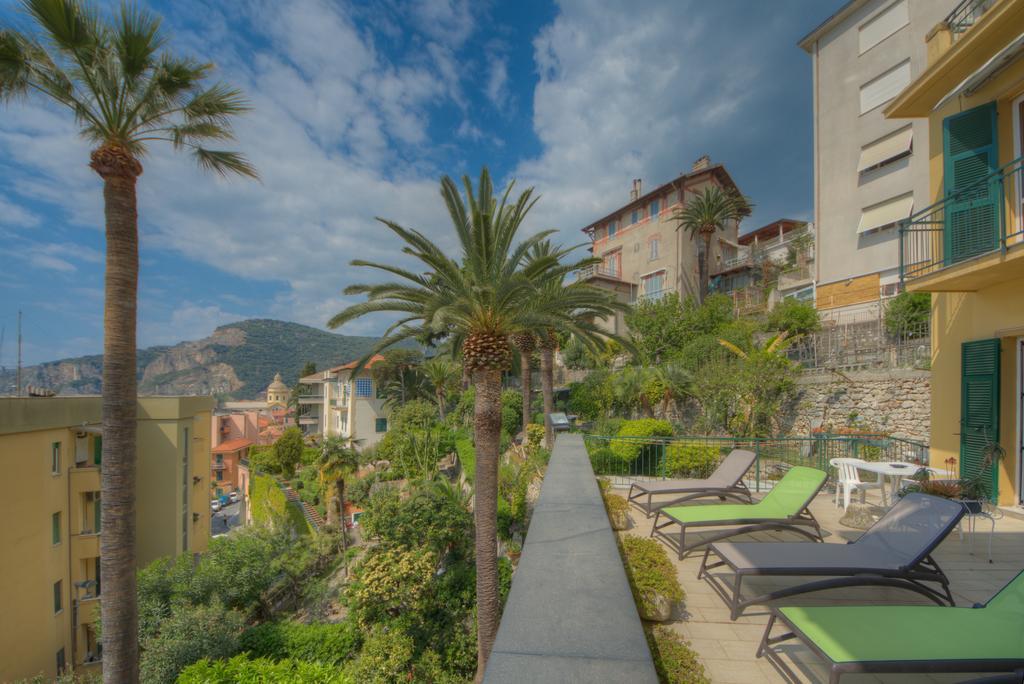 Hotel Deutsche Familien Финале Лигуре Экстерьер фото